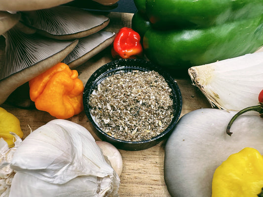 SEVEN seasoning blend by Moonlight Harvest